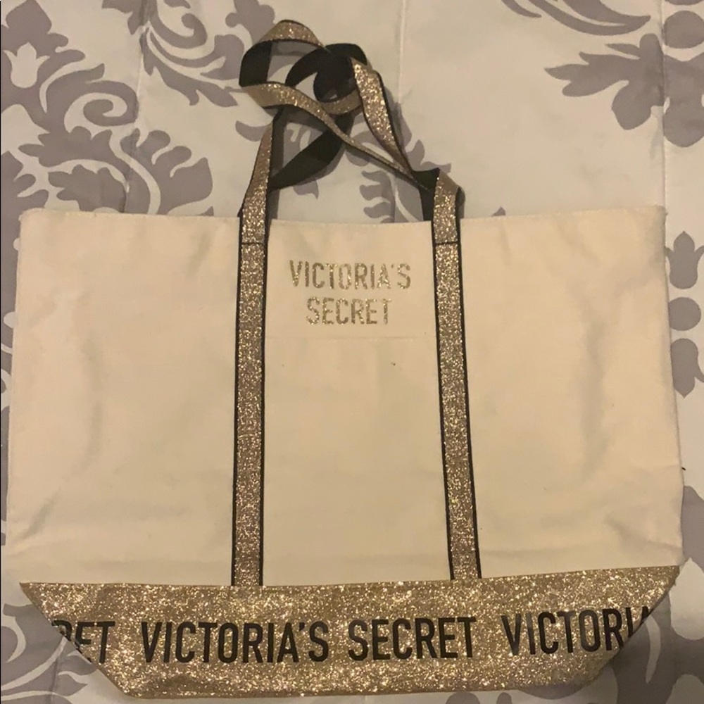 Vs tote